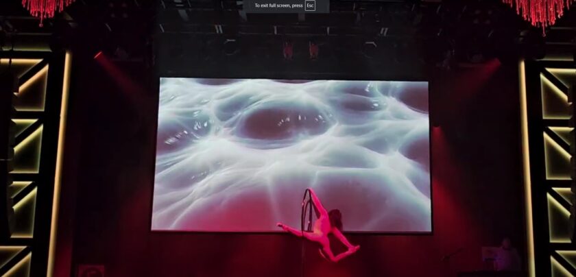 Insphyre Performance Filmore Pole Art Pole Fitness Stage_Show